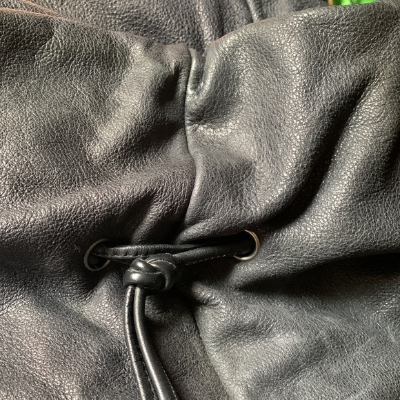 ๐โจ BEAUTIFUL โจ๐ CHANEL CAVIAR LARGE TOTE - Picture 5 of 15